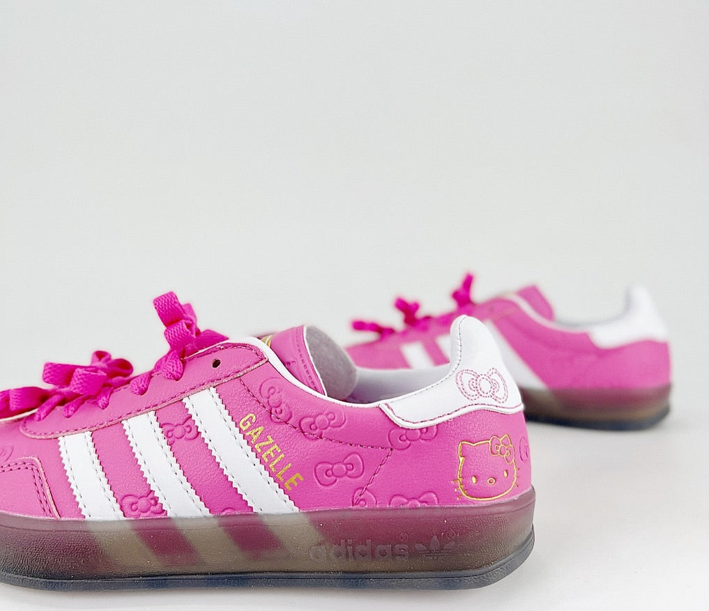 レディース ガゼル インドア ハローキティ アニバーサリー GAZELLE INDOOR HELLO KITTY KAWAII ANNIVERSARY クラウドホワイト×レッド