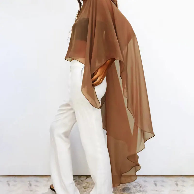 Blusa Capa Assimétrica