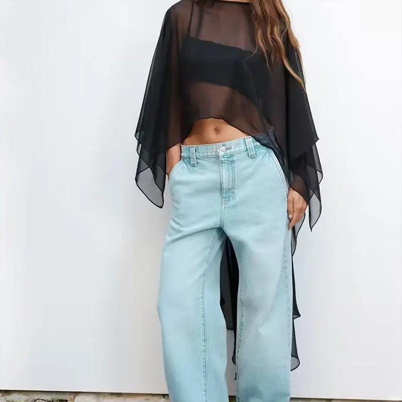 Blusa Capa Assimétrica