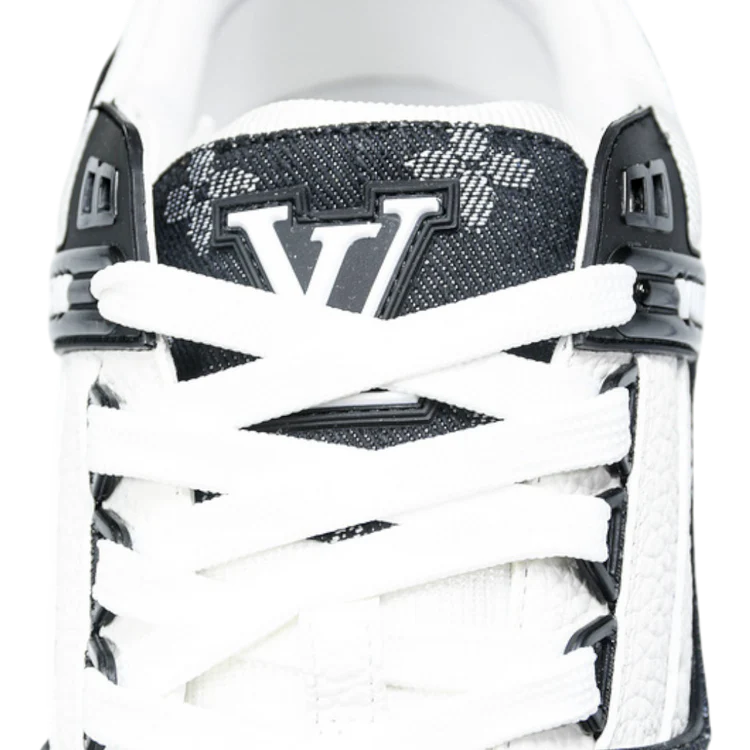 Louis Vuitton Trainer Low 'White Black'