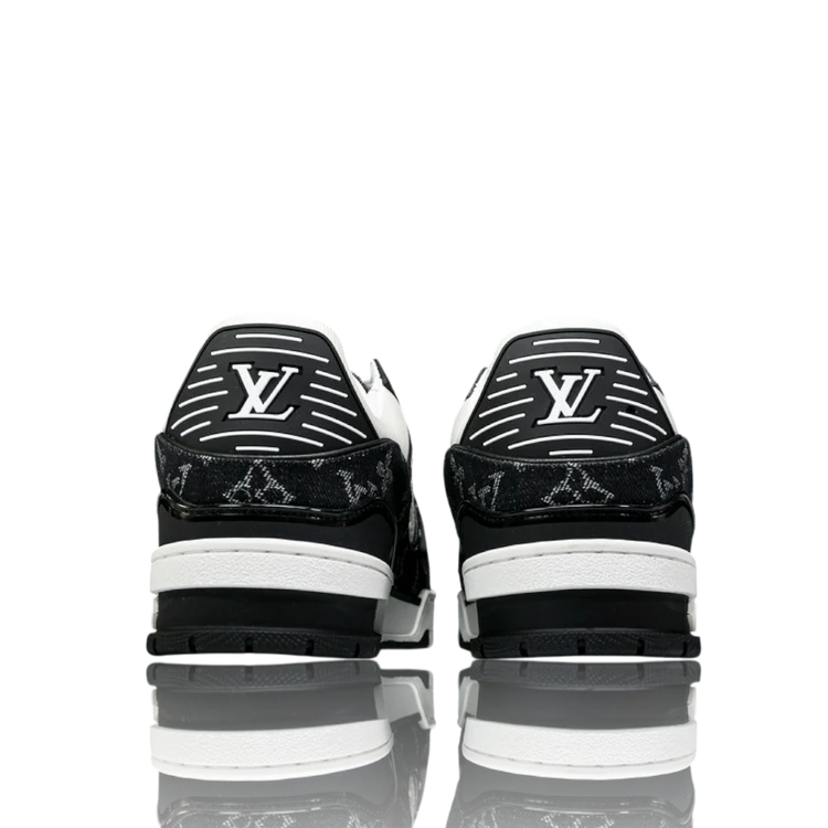 Louis Vuitton Trainer Low 'White Black'