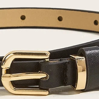 Kit de cintos femininos Classic com 3 peças: preto, oncinha e marrom, todos com fecho dourado. Versáteis, elegantes e ideais para diferentes estilos.