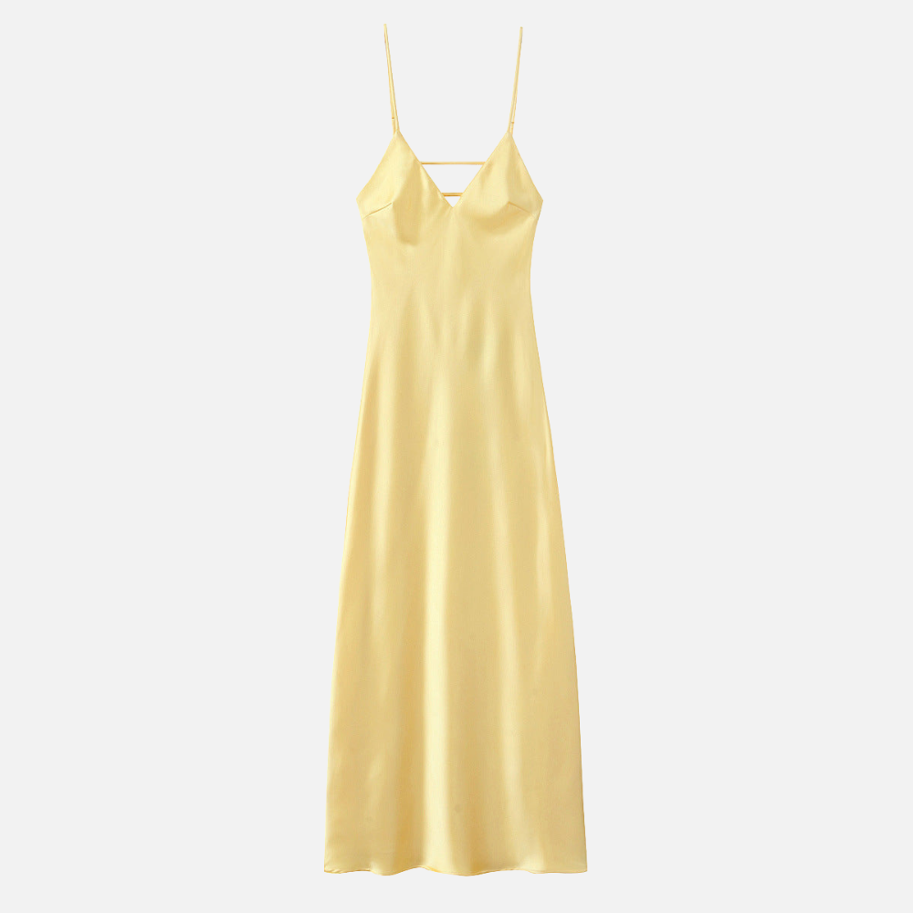 Vestido midi Preá em cetim acetinado, com alças finas, decote em V e costas abertas. Visual minimalista e sofisticado.